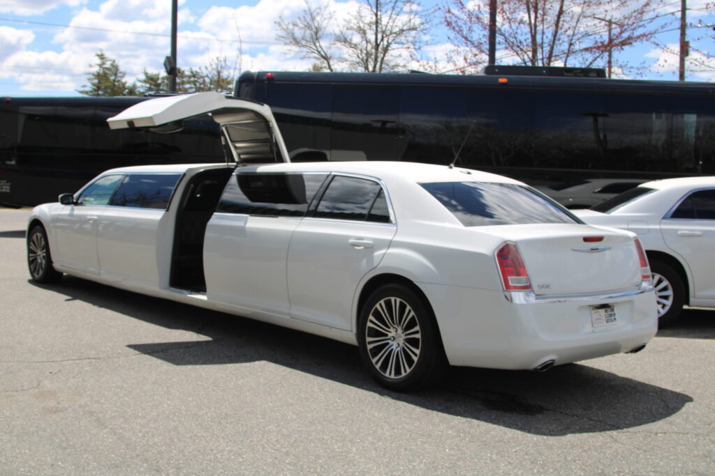 Chrysler 300 Stretch Limo White